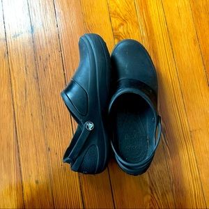 Crocs mercy work shoes black size 8 !
